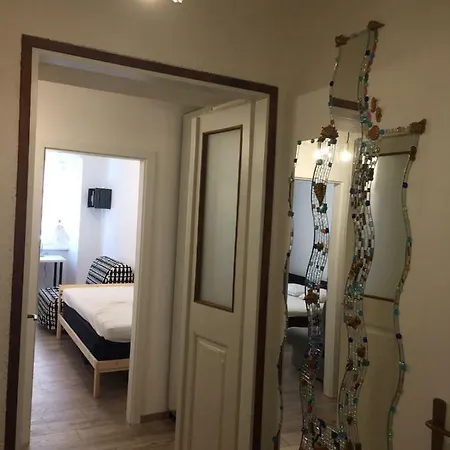 Licia Apartment *